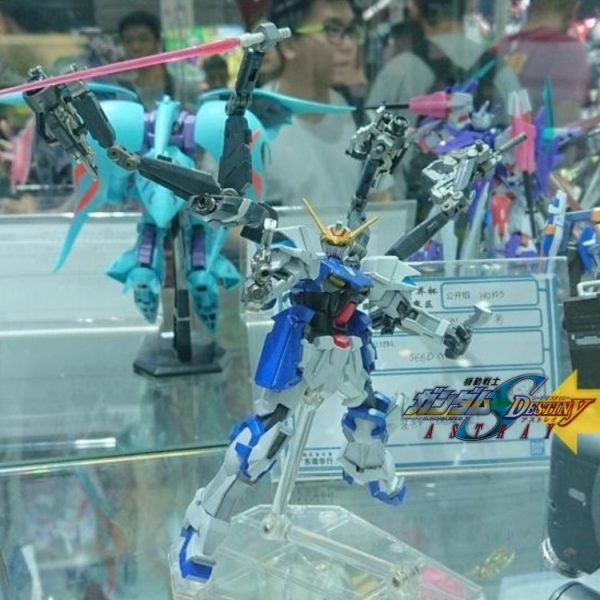 HGCE•ジェス用ガンダムアストレイアウトフレーム