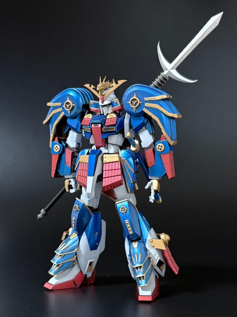 じゃじゃん！ベースキットは「HGUC Zガンダム(REVIVE)」となります。鎧パーツを3Dプリンタで制作し組み付けていく形で制作しました。リアルな武者Zガンダムは「モビルスーツ戦国伝」で企画されており、試作品も制作されていましたが、残念ながらキット化されませんでした。今回は、各レビューサイトさんの「リアルタイプガンダムクロス」や「BB戦士」「元祖SDガンダム」などを参考に制作を進めました。