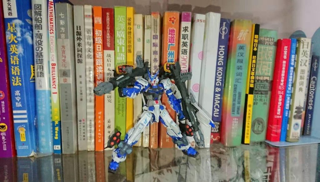 RG•ガンダムアストレイブルーフレーム(フルウェポン仕様)–2枚目/制作者：risuisei