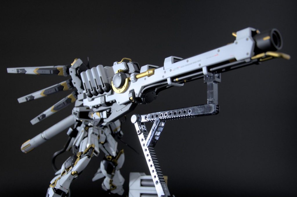 RG Hi-νガンダム–5枚目/制作者：Hase205