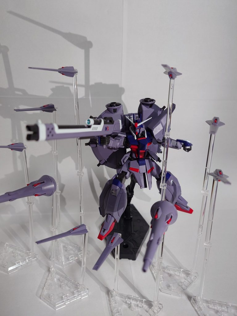 レジェンドガンダム　HGCE–3枚目/制作者：ヤ・マサン
