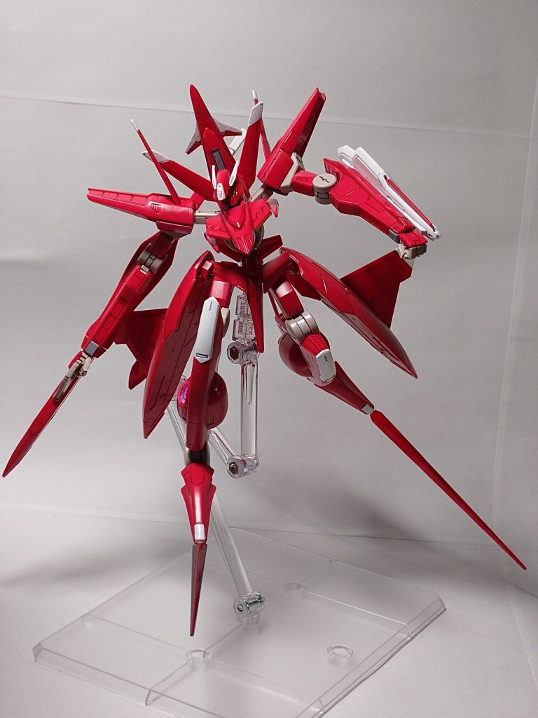 隠し武器で近接戦闘！
