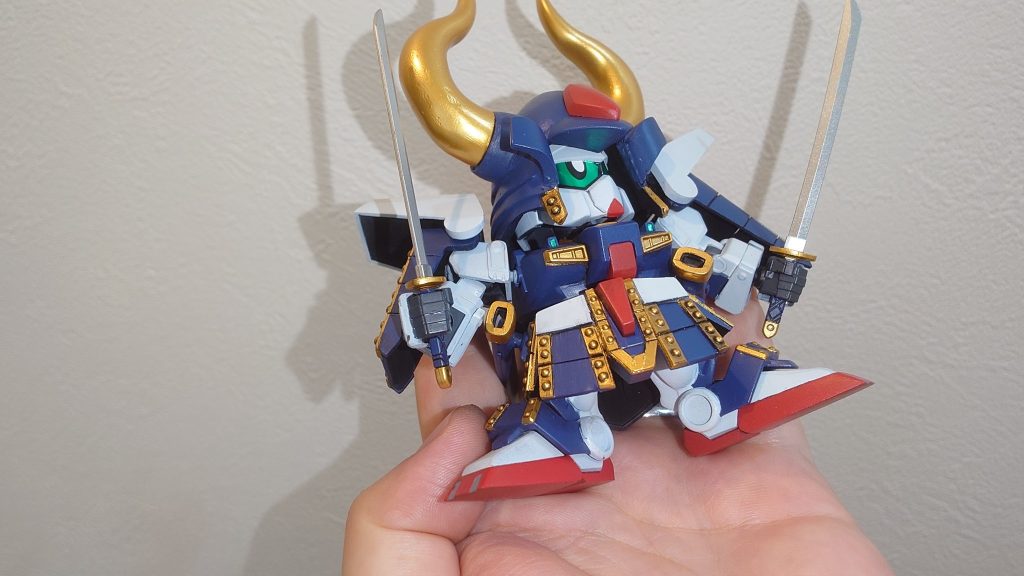 アーマー裏などは、ターナーより暗黒ブラックをエアブラシで塗装後、拭き取って仕上げました塗膜が壊れやすいとのことですが、拭き取り後も跡が残りにくいためおすすめです。希釈は難しいので要研究です…