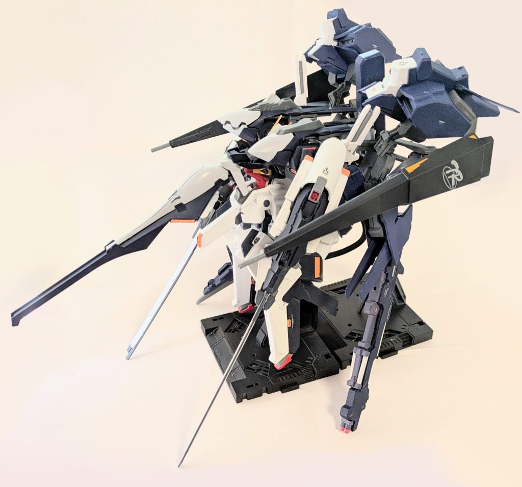 もはやモビルアーマー(*´∀｀*)盛り過ぎでスタンドがあっても不安定ですw