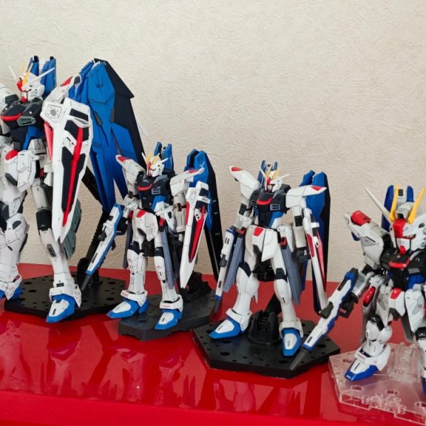 フリーダムガンダム4種