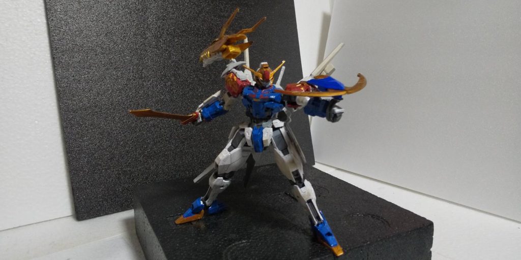 戦闘シーンは割と動くが武器は基本シンプルなんだけど龍神丸はこの弓がシールドになったり色々な役目を果たしたりする時がある
