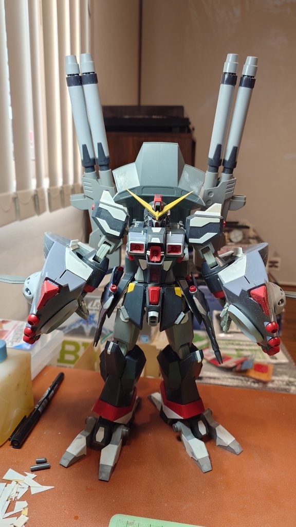 部品をぶった斬ってプラ板でディティールアップ