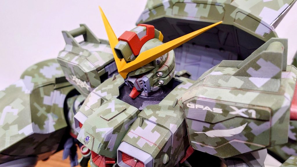 HGCE 1/144 デストロイガンダム　後期改修型