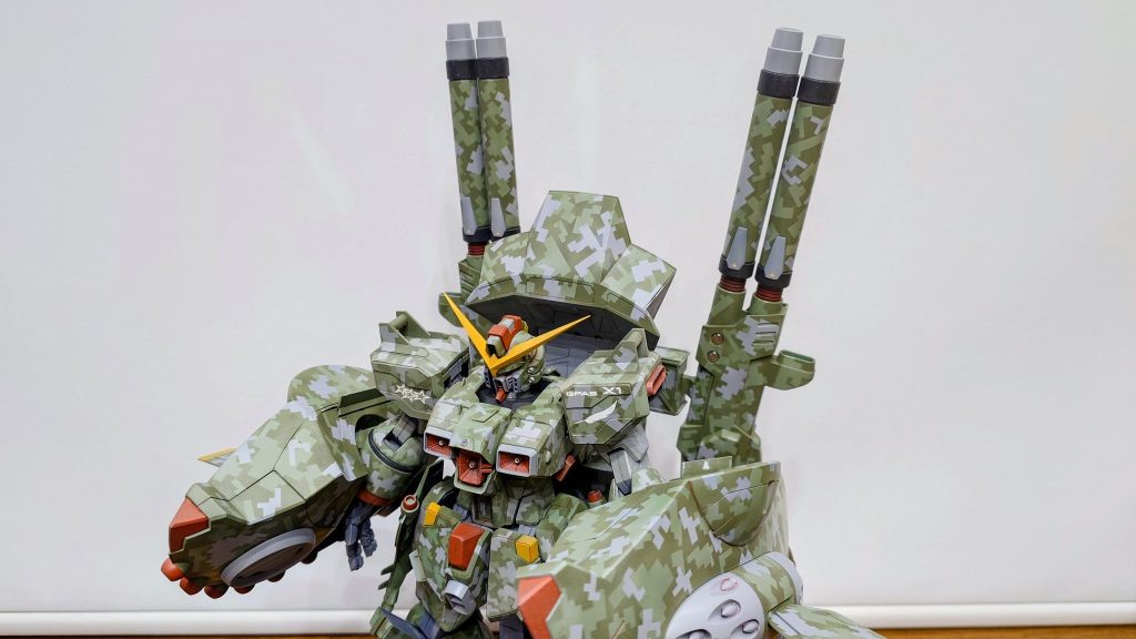 腕にあったシュツルムファウストは腰に取り付けました