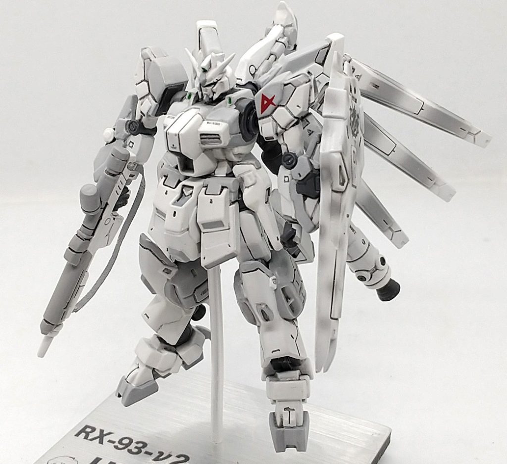 改修塗装完成品 Hi-ν ガンダム ロールアウトカラー (出渕氏イラストアレンジ） ガンダムアーティファクト–5枚目/制作者：ランゼル