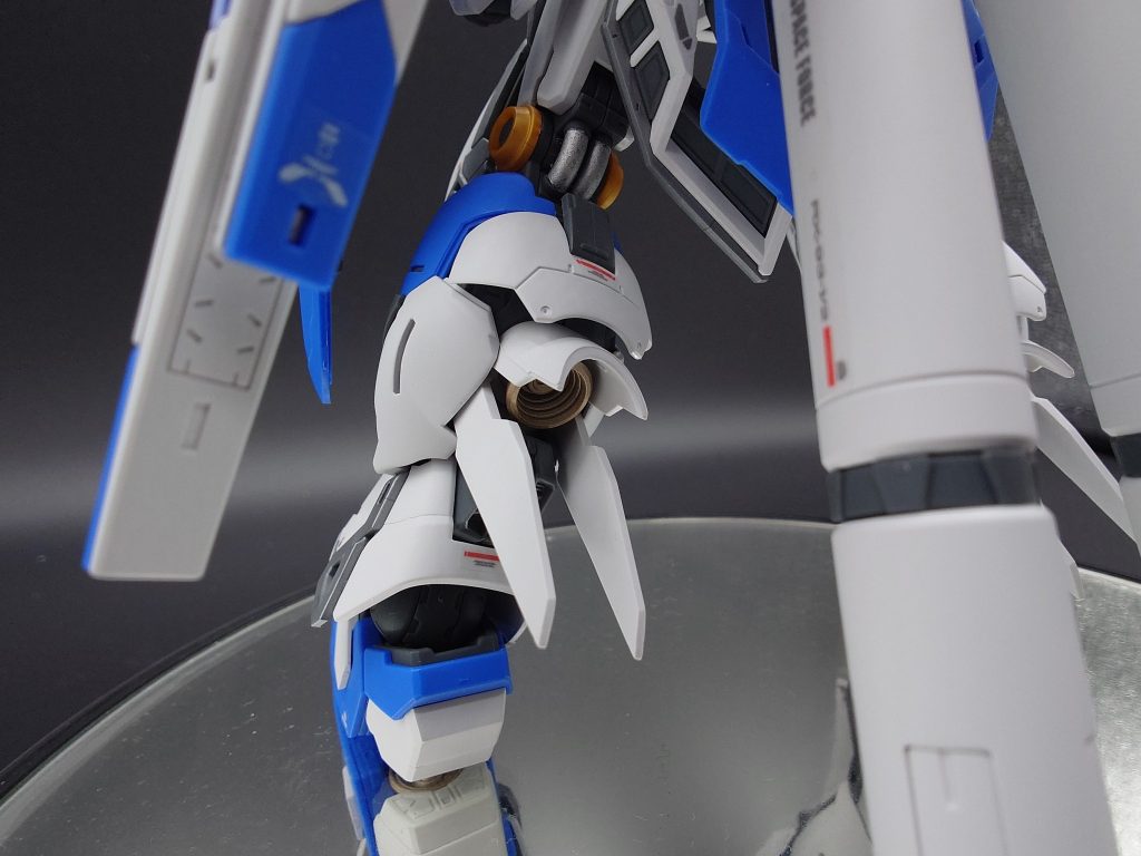 部分塗装 Hi νガンダム–5枚目/制作者：たーぼたーぼ