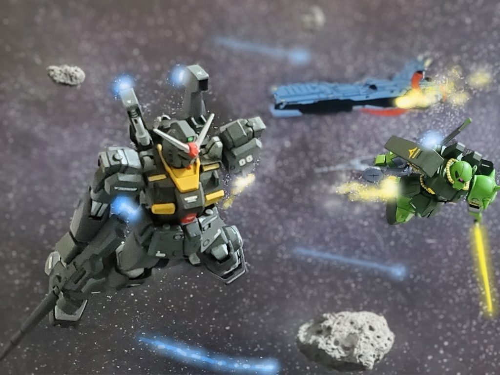 エゥーゴと思われる戦艦の捕獲に失敗し次々に帰還するMS部隊とゼロのガンダムMk-II 試作0号機…。その姿をブリッジから無言で眺めるバスク大佐。成果を挙げられず帰還するゼロ・ムラサメの失態はムラサメ研究所の失態でもある…。ナミカー・コーネルはバスク大佐から叱責されると戦々恐々としていた…。『まあいい…今回はエゥーゴの新鋭艦とMSのデータも得られたからな…。』独り言のように口を開いたバスク大佐は、続けてナミカー主任へと目を向け話を続ける…。『ナミカー主任、二度目はないからな。次はしっかりと調整しておけ…そしてムラサメ博士にも伝えておくのだな…ジャミトフ閣下の采配のおかげで研究資金が得られているという事を忘れぬようにと…』この後、ゼロ・ムラサメはムラサメ研究所に戻され、より強力な再調整を受ける。強化人間たちは、これを『再調整送り』と呼び、恐れていた…。結果が出なければ人を機械の部品のように再度調整をする。そして使う側の都合のよい記憶や人格をさらに植え付け、戦争の道具として扱うその行為は、ゼロの心にまた1つ『闇』を落とすのであった…💫以上、リニューアルした私の妄想イメージによるゼロ・ムラサメのガンダムMk-II 試作0号機version2.0の物語と、ホワイト・ウルフ大尉のリック・ディアス先行量産型の活躍ぶりでした～🙌✨