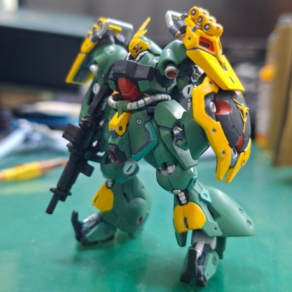 MSN-03 ヤクト·ドーガ  ギュネイ機カラ  (gundam artifact)
