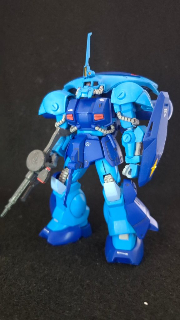 2.カラーレシピ＜水性アクリル塗料＞本体ライトブルー部分：クレオス スカイブルー、イザーク専用スカイブルー本体ブルー部分：クレオス インディブルー、コバルトブルー本体等レッド部分：クレオス ダリルバルデレッド本体イエロー部分：クレオス イエロー本体ブラック部分：クレオス ブラックサーフェイサー本体グレー部分：クレオス エアクラフトグレー本体、武装ダークグレー部分：RLM75 グレーバイオレット＜ガンダムマーカー＞アイセンサーブラック部分：ガンダムマーカーブラック頭部センサー部分：ガンダムマーカー メタリックオレンジ