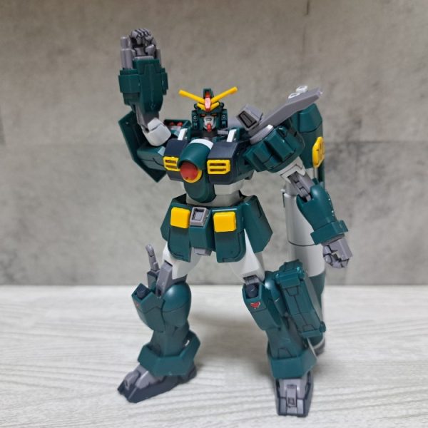 HGAW版ガンダムレオパルド