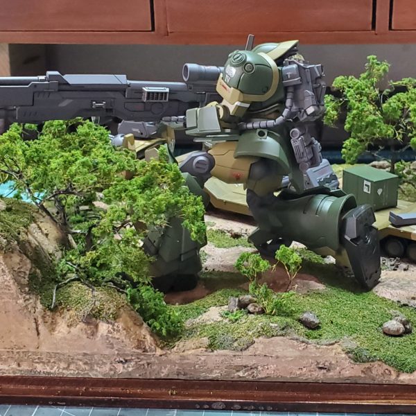 部品注文を待つつもりだったけど待ちきれずイフリートシュナイドからパーツを拝借デカール貼りまで終了（3枚目）