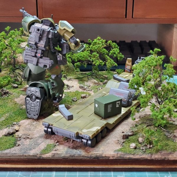 部品注文を待つつもりだったけど待ちきれずイフリートシュナイドからパーツを拝借デカール貼りまで終了（4枚目）