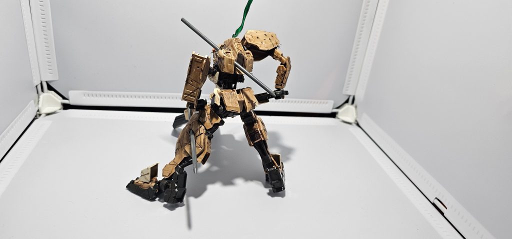 レクスの時に比べてダインスレイブを長めにして見えにくいですがスジボリしてます!!