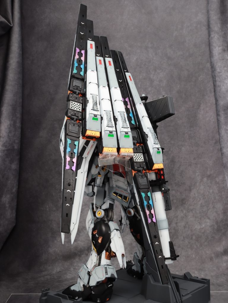 1/60 PERFECT GRADE UNLEASHED RX-93 νガンダム #3アニメカラー–3枚目/制作者：Dangomushi