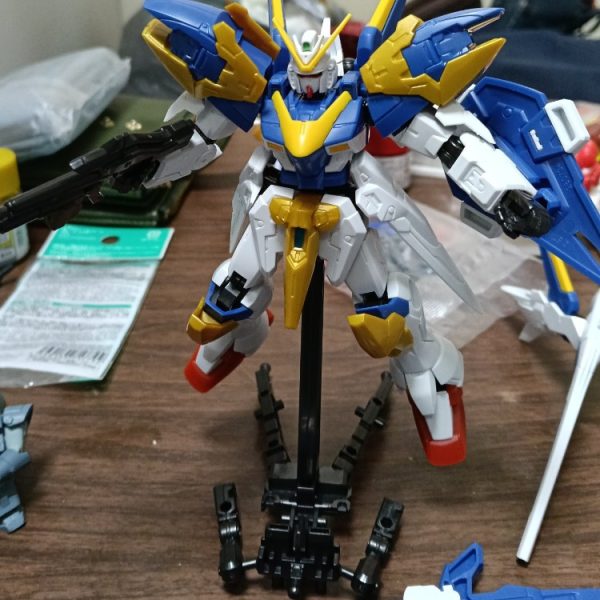 スタンド　アップ　トゥー　ザ　ビクトリー