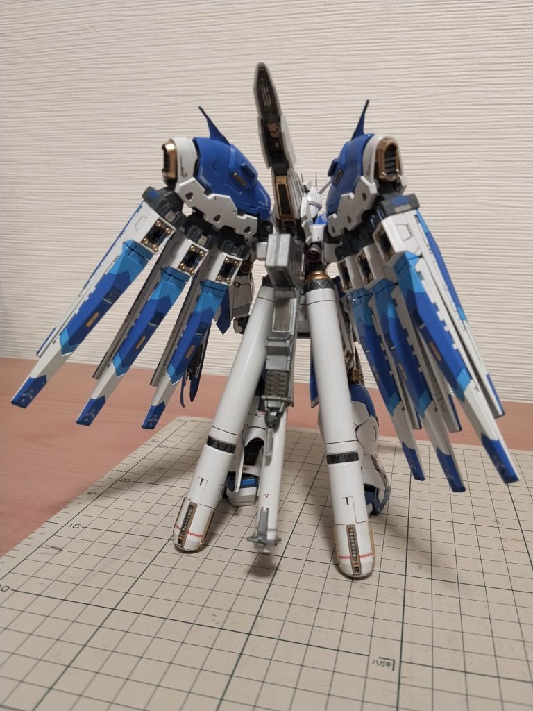 ファンネルなんですが、取り付け時に少し開いてしまいました。ここは何か固定考えるべきでした。