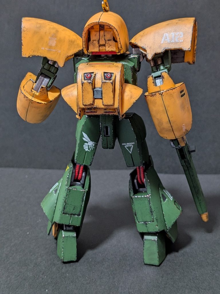 背面