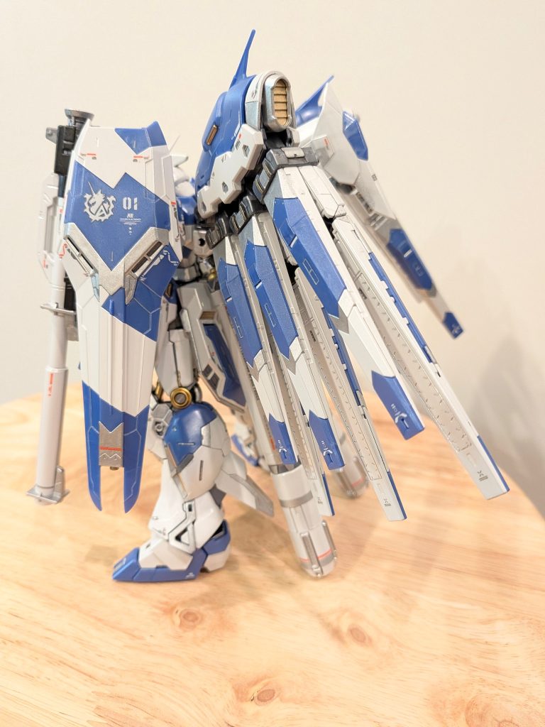 RG Hi-νガンダム–3枚目/制作者：tos