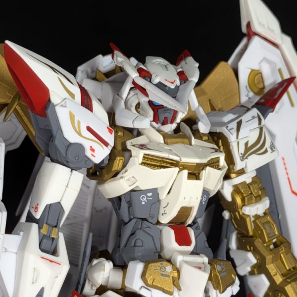 ＲＧ ガンダムアストレイ　ゴールドフレーム天ハナ
