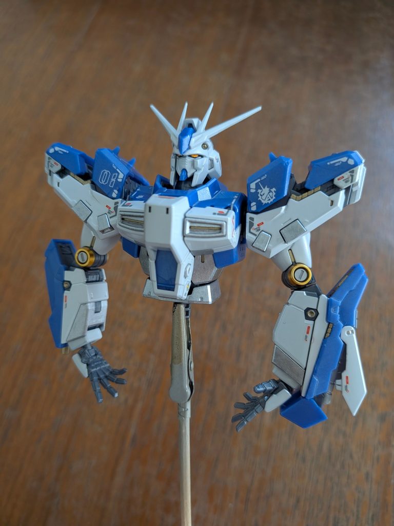 RG Hi-νガンダム–2枚目/制作者：tos