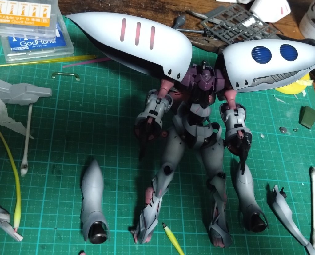 作品名：キュベレイ<p>ジムスナイパーばかり上げてましたが、しっかりキュベレイも進みましたよ(gundam-kao4) 時間がかかったように見せかけて、塗装開始したのは昨日です(gundam-kao10)&nbsp;</p>

