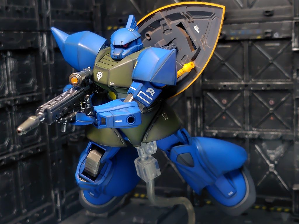 ライフルのスコープはHアイズ化。