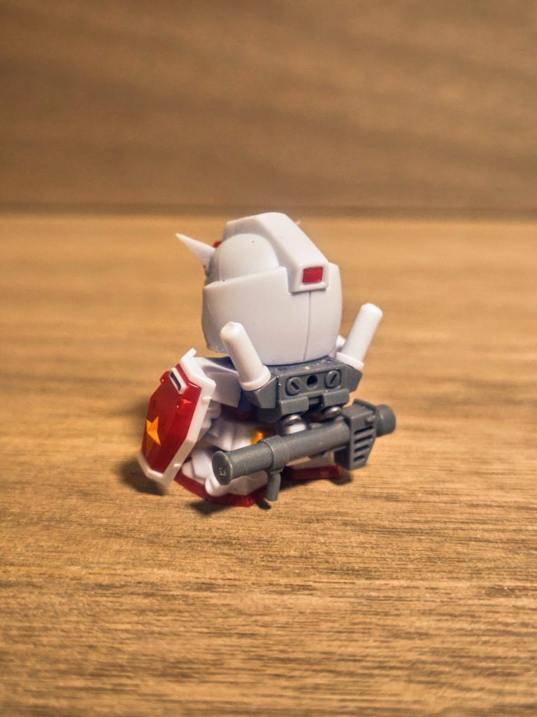 それでいうとこのシールドも凄まじい。このサイズでこのクオリティの色分け。これ、今後も続けていくシリーズなんでしょうかね、それだと私はシャアザクだけは買いたいです。ってまぁ、ブラインドなんで当たるか当たらないかは運なんですがね（笑）。