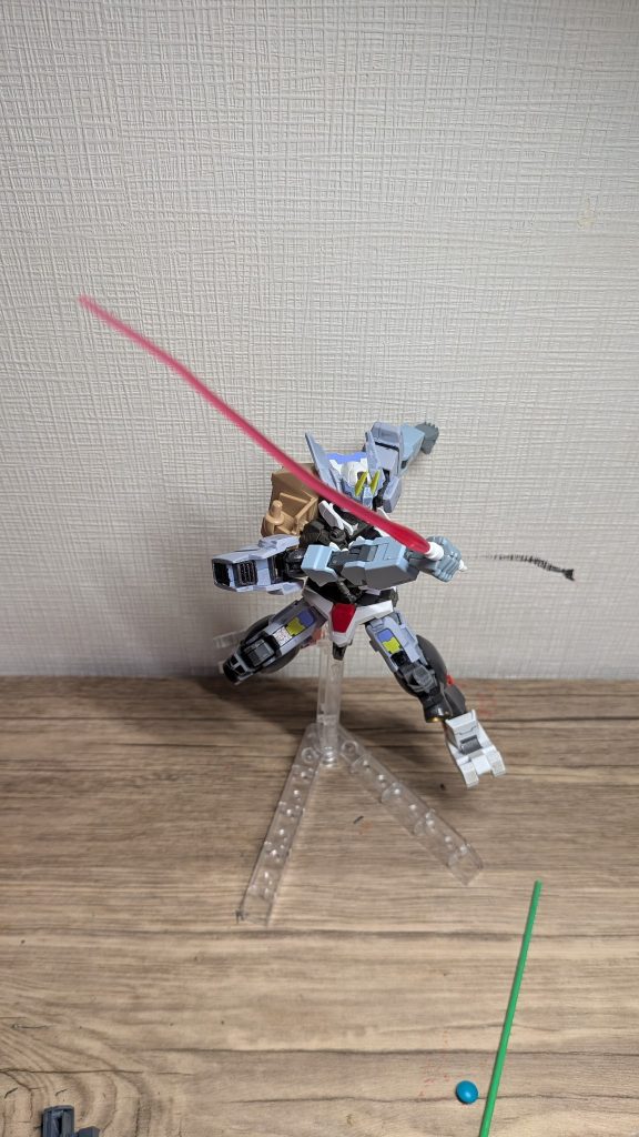 この機体は地上用のMS，ガンダムアスモダールリペア4を決闘仕様に改修した機体です！