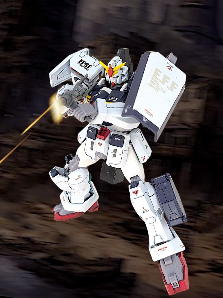 外見は陸ガンっぽいですが、中身は最新キットポージングがめっちゃ楽です(gundam-kao6)