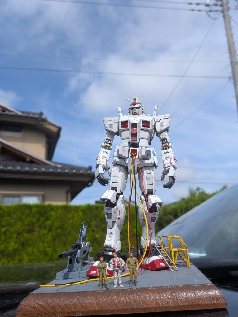 ガンダム　ロールアウトカラー