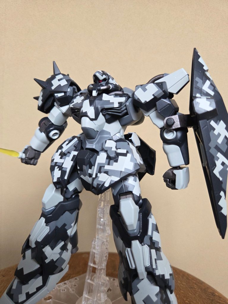 今月は色々な用事があり中々製作、塗装する時間は限られていましたが、なんとか完成しました。