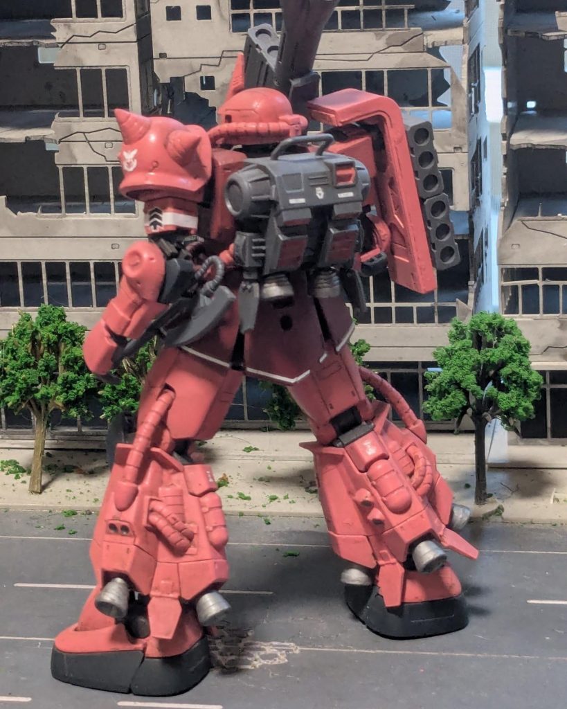 ククルスドアン版シャア専用ザク–3枚目/制作者：@Torowa_No3