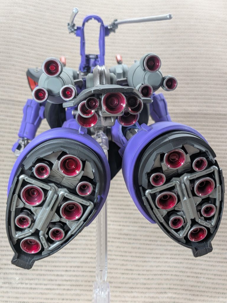 わかりにくいですが、高機動形態にもなります！