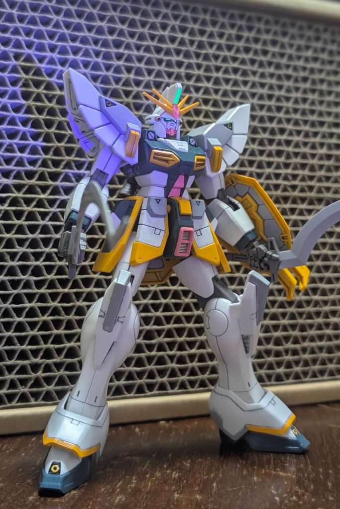 ちなみにデカール貼る前はこんな感じでした