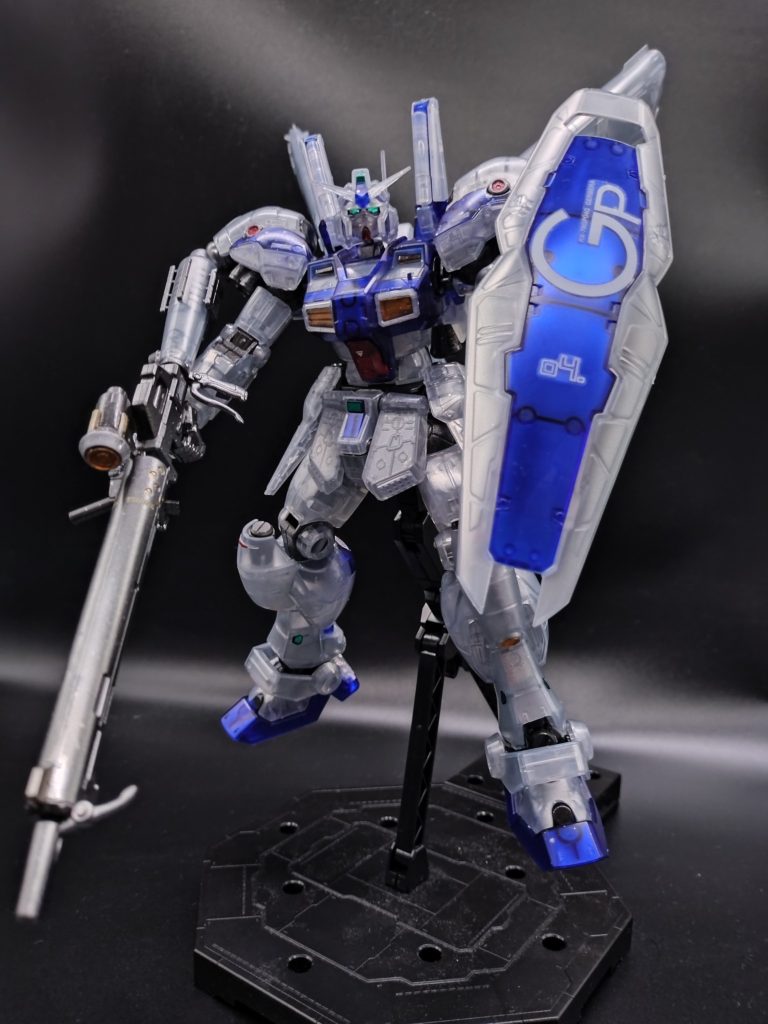 RE/100  ガンダムGP04G ガーベラ　クリアーカラーをセミメカニカルコアメッキに