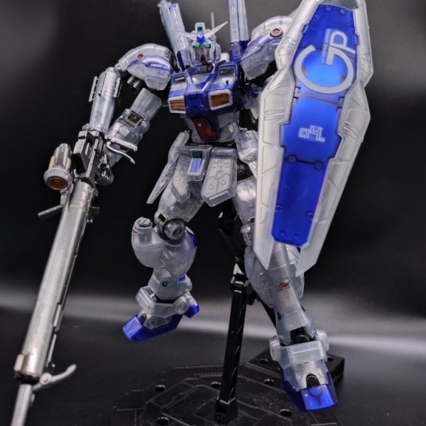 RE/100  ガンダムGP04G ガーベラ　クリアーカラーをセミメカニカルコアメッキに