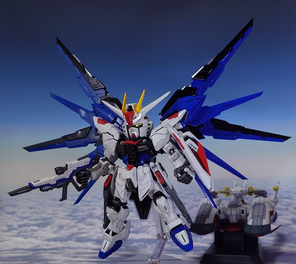 “こちらキラ・ヤマト！援護します、今のうちに退艦を！”