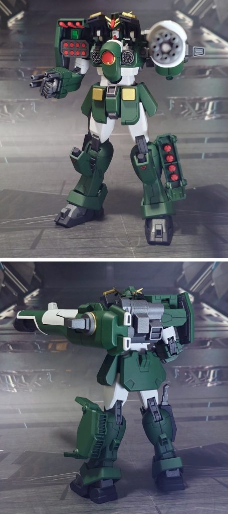 ガンダムレオパルド、フルオープンアタックで前後ろ。