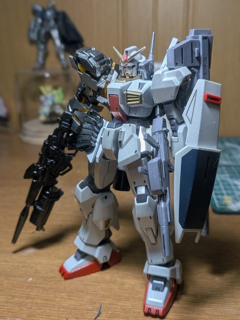 ｈｇガンダムｍｋ２エゥーゴ仕様にｈｇバンシィ・ノルンデストロイモードをミキシングしたのです。