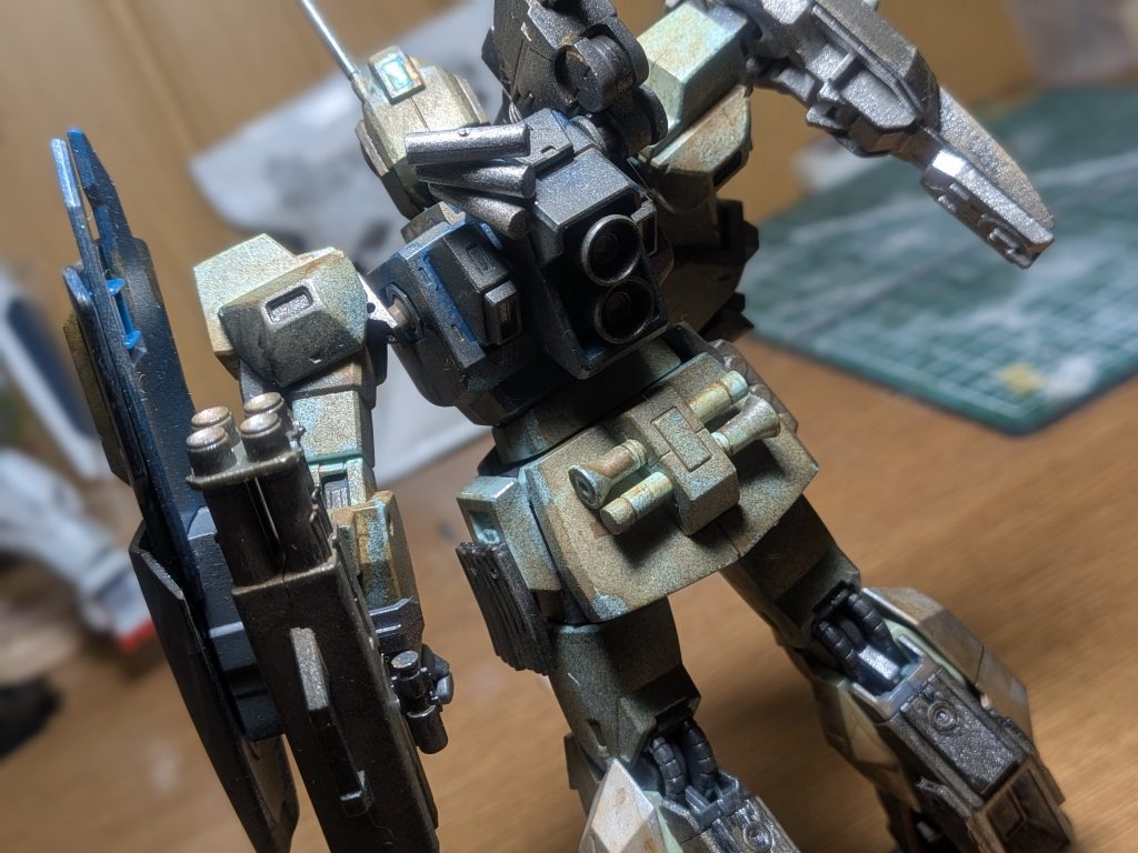 バックパックにランナーから作ったスモークディスチャージャーを作りました