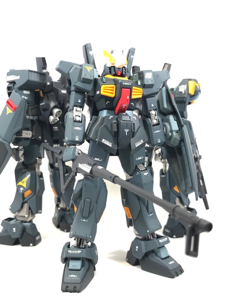 3号機（機体No.263）長距離スナイパータイプです。1、2号とは異なるイメージでスナイパーっぽい形状を模索した結果 Ez-SRの肩を流用する事にしました。