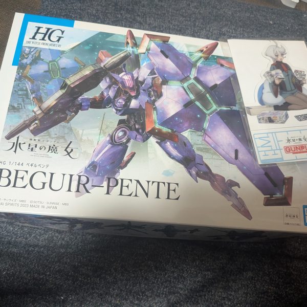 期間限定でアクスタ貰えたよ