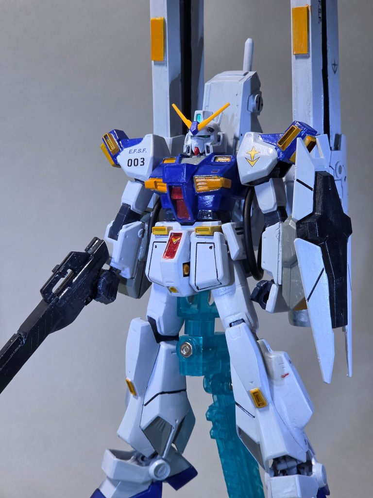 ネティクスとは、SDガンダム GGENERATION SPIRITSにて初登場した、地球連邦軍が開発したニュータイプ専用試作型モビルスーツでNT-1を発展させたと言う設定の機体です。好きなモビルスーツの一つで前々から作りたいなぁ、とは思っていた所に中古でアレックスが格安で手に入ったので制作を決定しました。