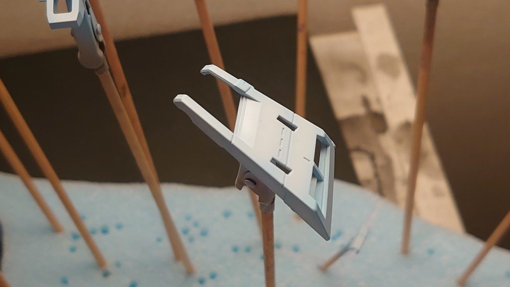 その上からホワイトでハイライトを入れています。