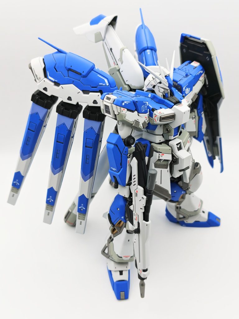 踵部分はホワイトのカラーはブルー色に変更しました　